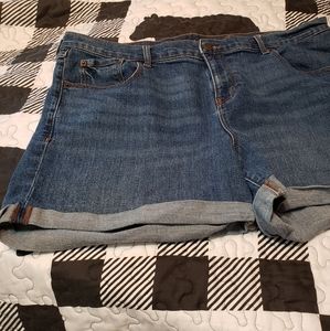 Old Navy Boyfriend Shorts Size 16